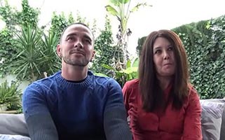 Los españoles Lolo y Brujita follando estrenándose en el porno amateur