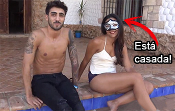 Infiel española invita a un actor porno a follar en su casa